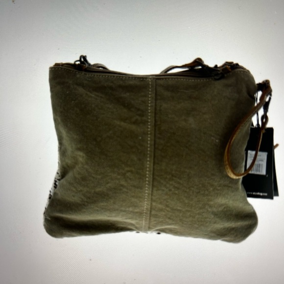 Myra Bag Crossbody Bag - Picture 4 of 9